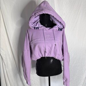 Stylish Lavender Cropped Hoodie